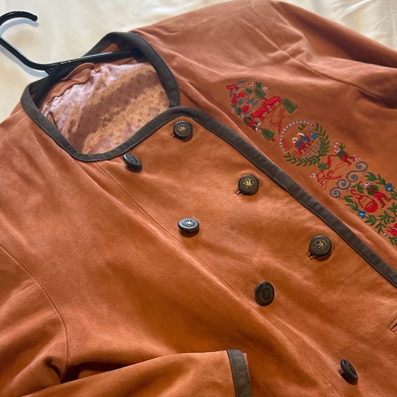 Embroidered Leather Brown Women's Jacket - Picture 7 of 7